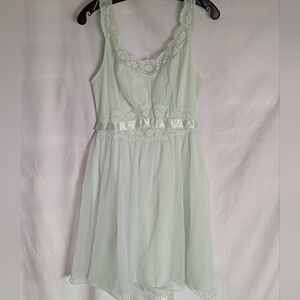 Vintage Vanity Fair Babydoll Nylon Tricot Lace Nightgown 1960s Sz 38 M/L Green